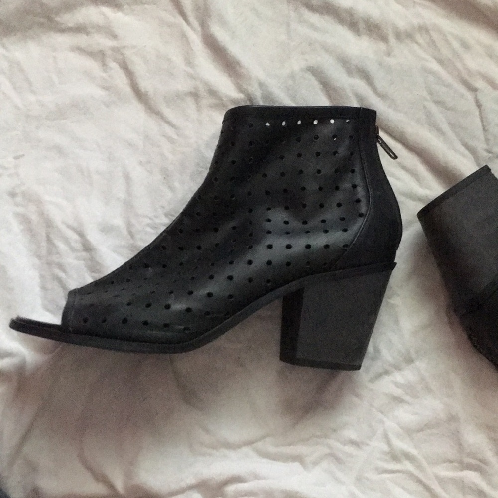 Kelsi Dagger BK booties